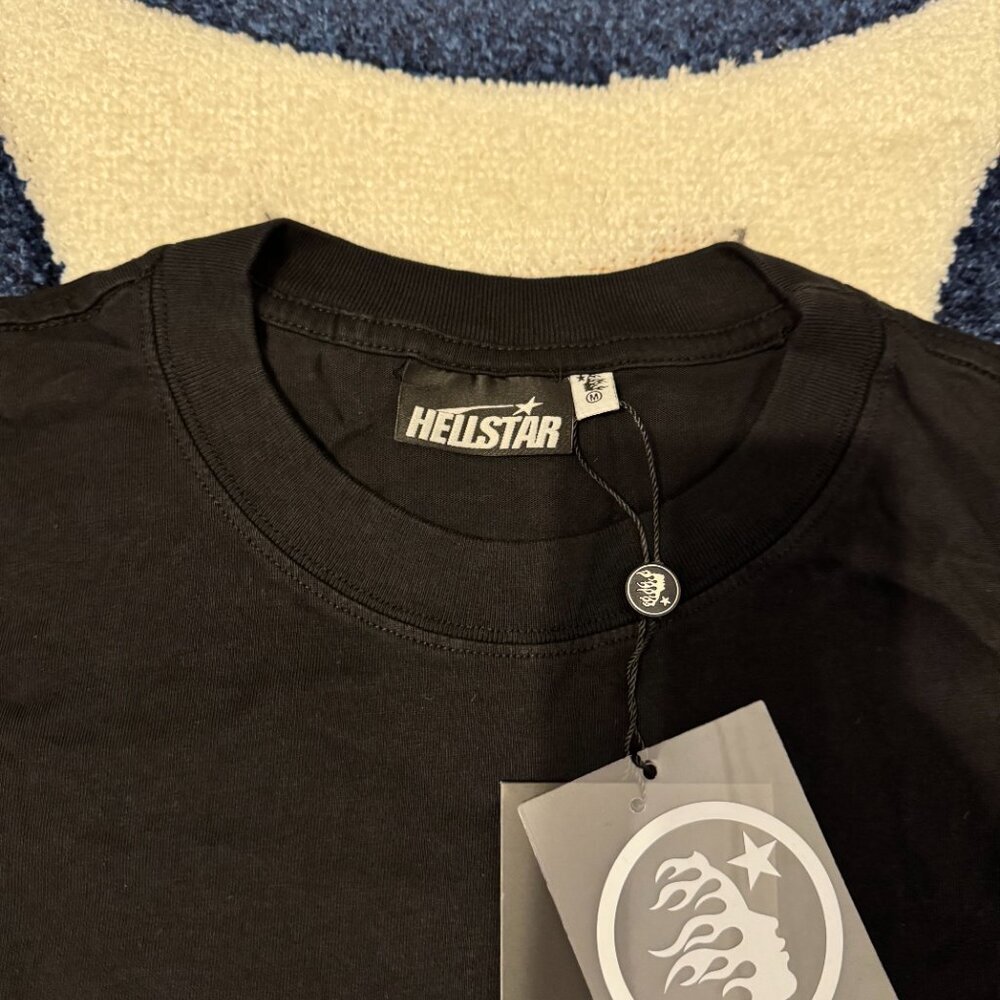 Hellstar Black Logo T-Shirt Men’s Size Large - Picture 2 of 3